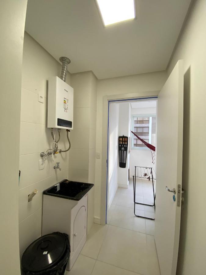 Apartamento Em Torres-906 - Uma Quadra Do Mar Экстерьер фото